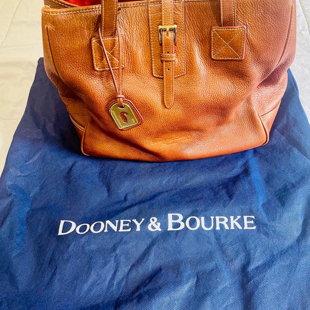 Dooney & Bourke Vintage Rich Brown Leather Tote - Picture 16 of 16